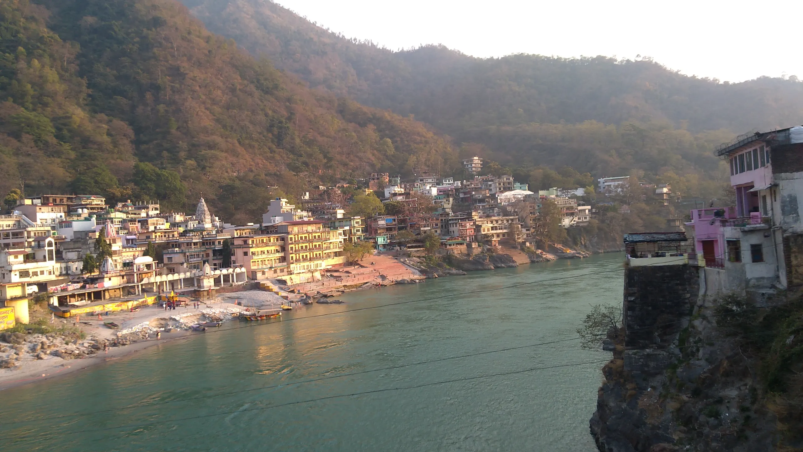 Rishikesh — Ganga ghats, Laxman jhula, Rishikesh